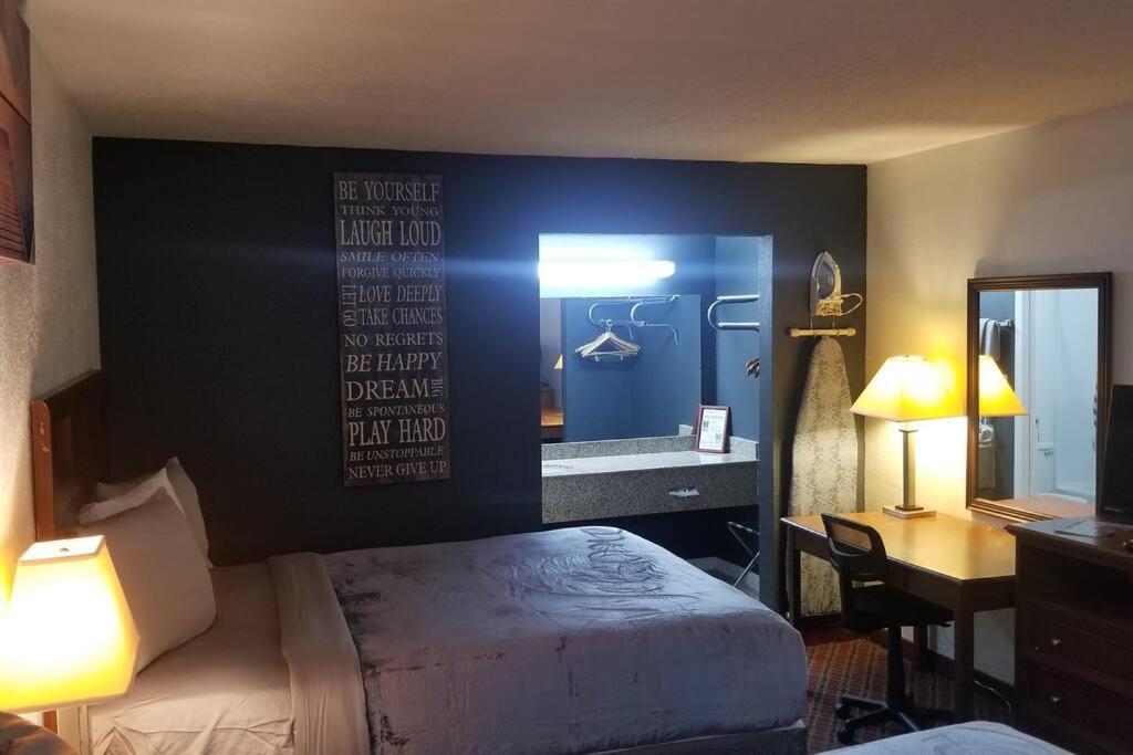 Osu 2 Queen Beds Hotel Room 117 Wi-Fi Stillwater Exteriér fotografie